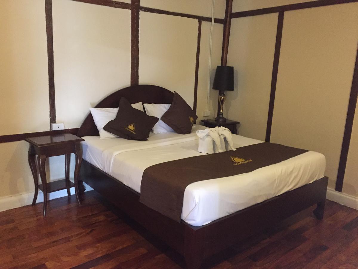 Le Luxe Boutique Hotel Vientiane Exterior foto
